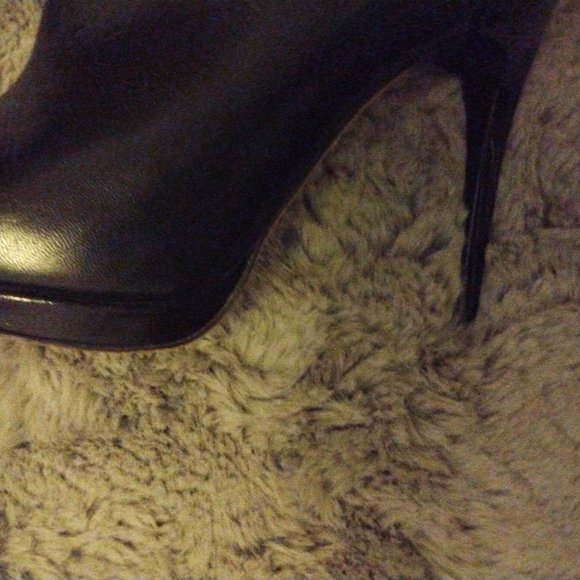 AUTHENTIC HERVE LEGER BOOTIES SHOES - Picture 2 of 4